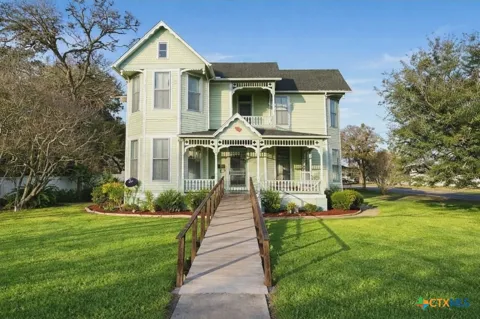 408 E Prairie Street