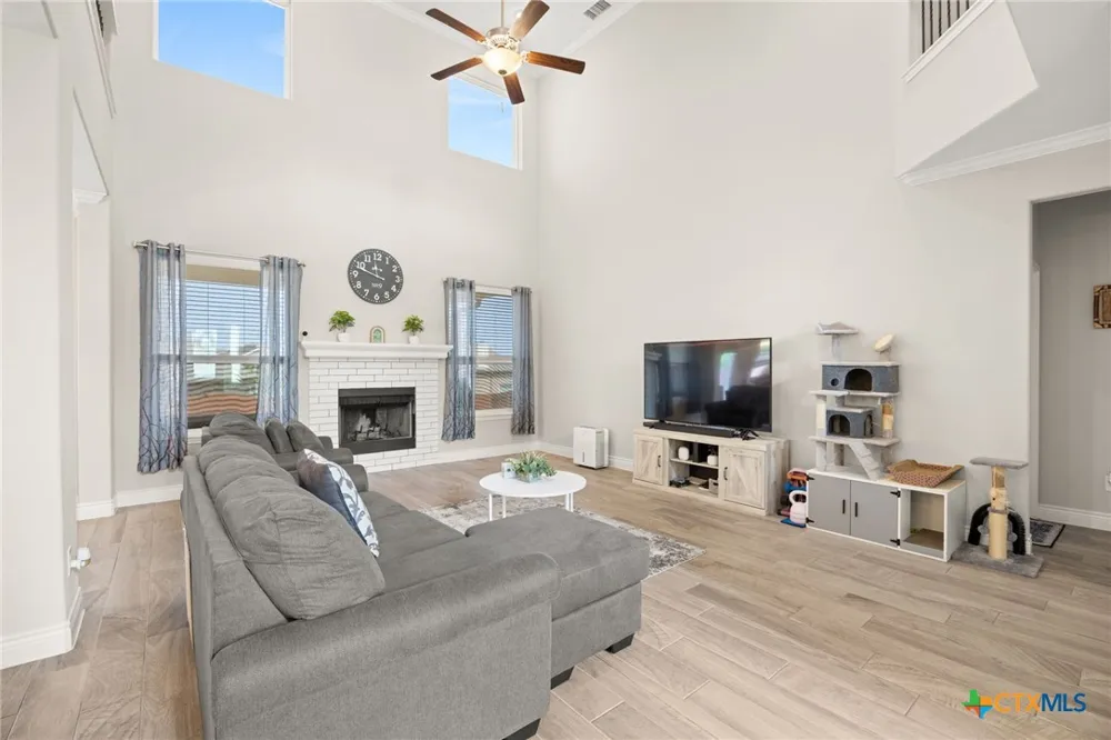 8403 Grayson Trail Killeen, TX 76542