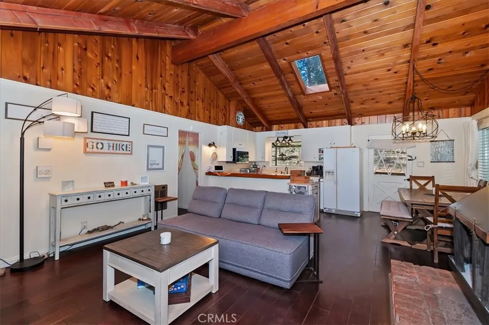 2452 Spring Running Springs, CA 92382