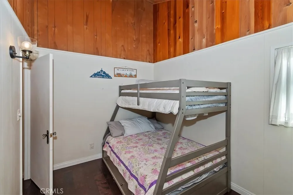 2452 Spring Running Springs, CA 92382