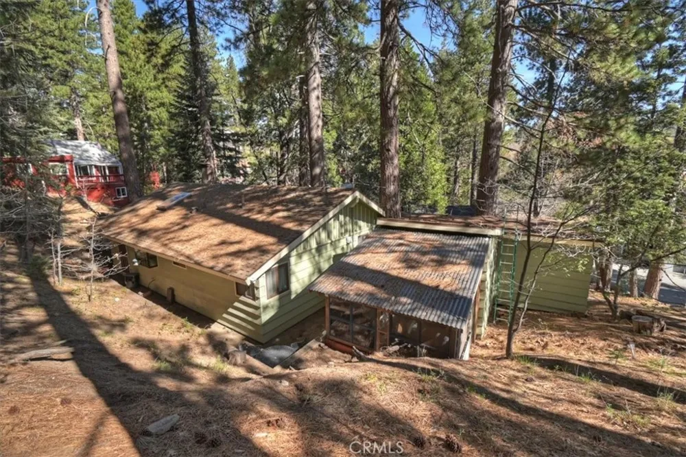 2452 Spring Running Springs, CA 92382
