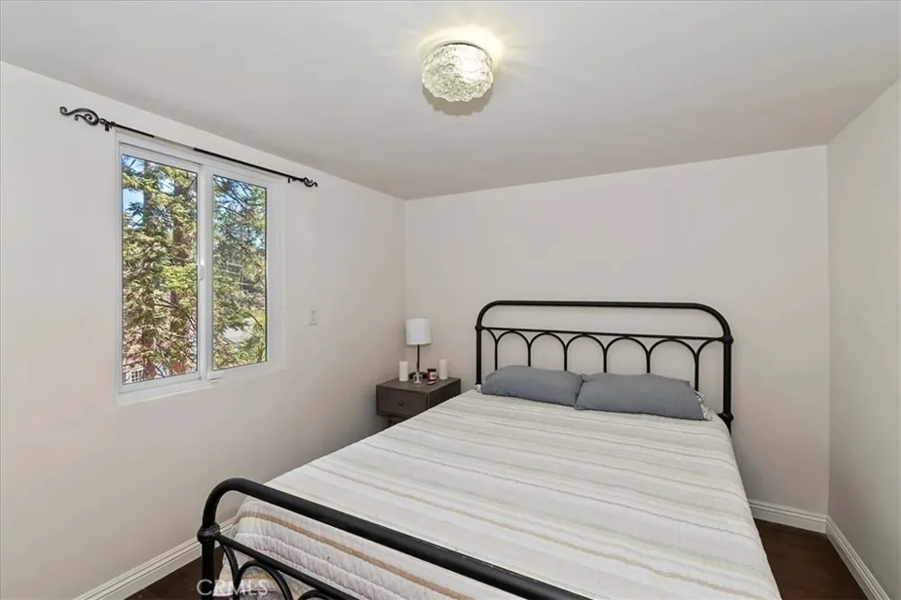 2452 Spring Running Springs, CA 92382