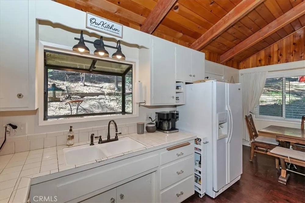 2452 Spring Running Springs, CA 92382