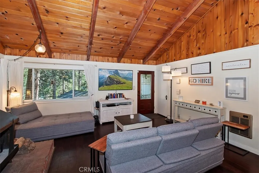 2452 Spring Running Springs, CA 92382