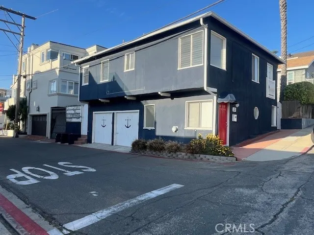 121 35th Hermosa Beach, CA 90254