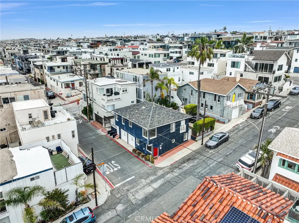 121 35th Hermosa Beach, CA 90254