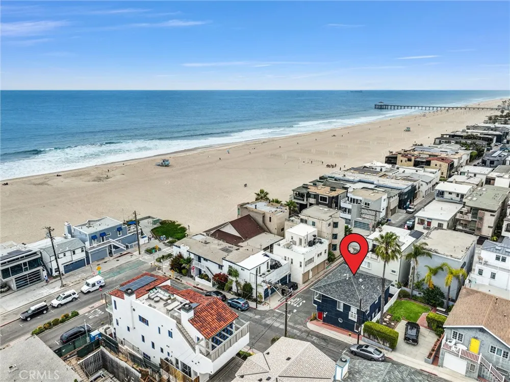 121 35th Hermosa Beach, CA 90254