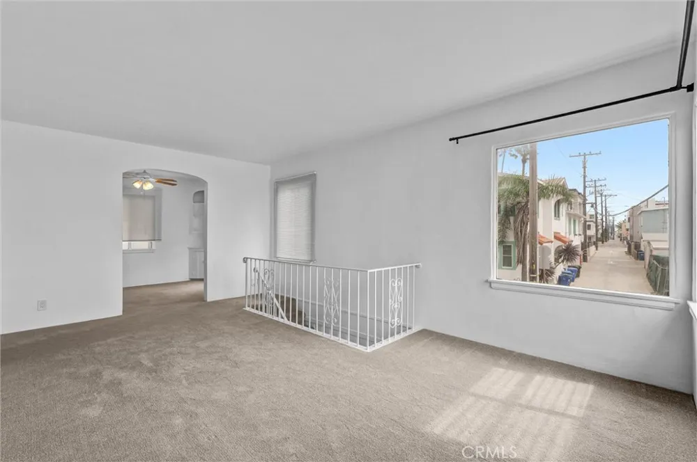 121 35th Hermosa Beach, CA 90254