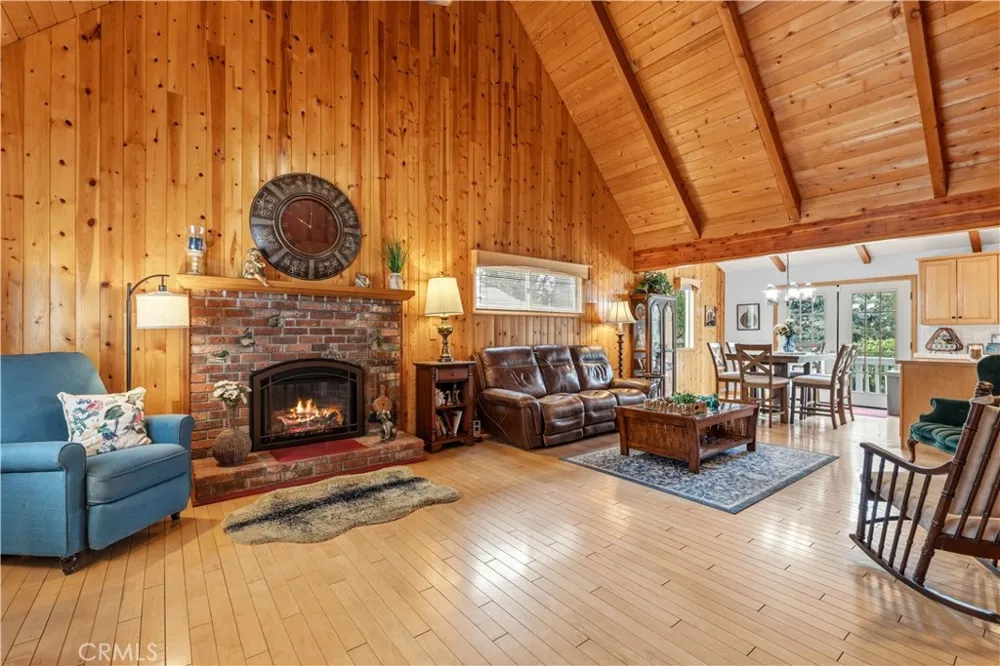 5375 Chaumont Wrightwood, CA 92397