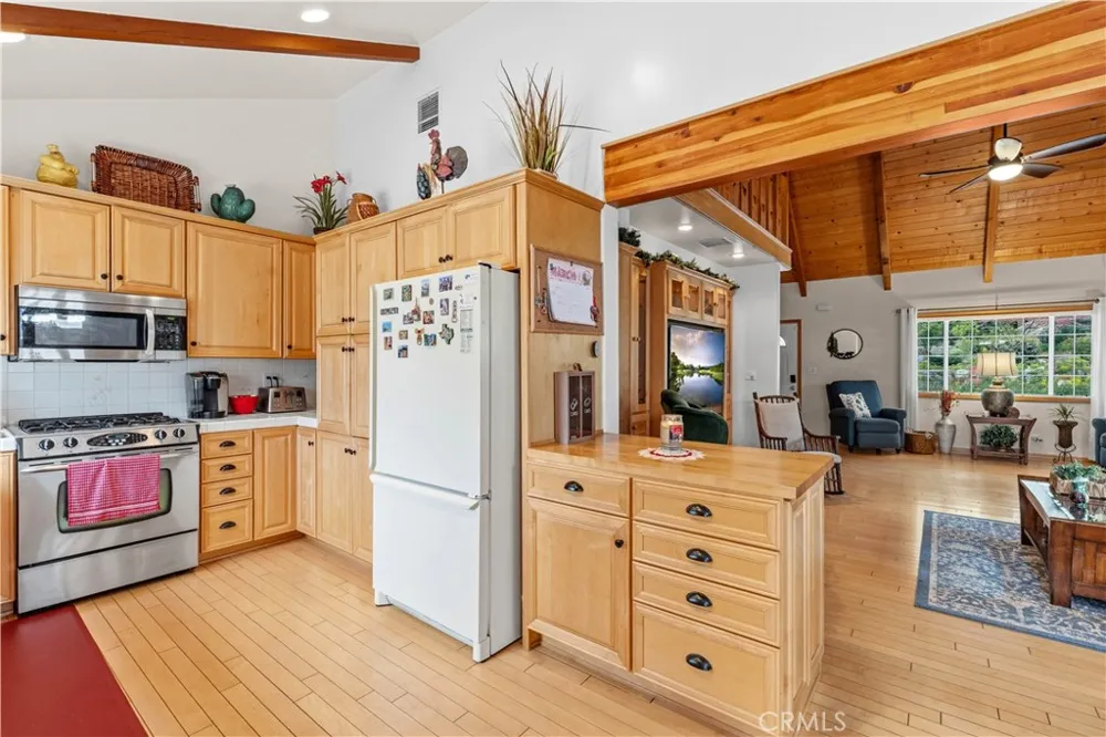 5375 Chaumont Wrightwood, CA 92397