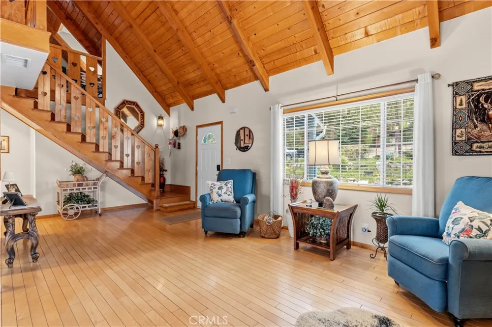 5375 Chaumont Wrightwood, CA 92397