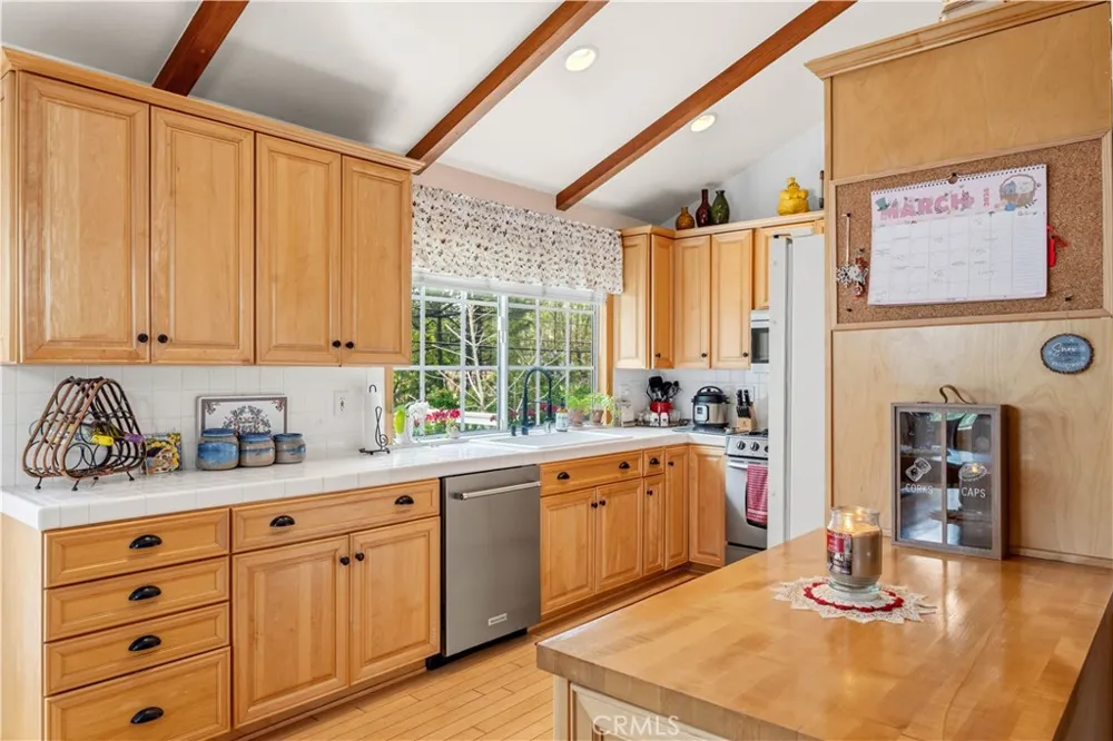 5375 Chaumont Wrightwood, CA 92397