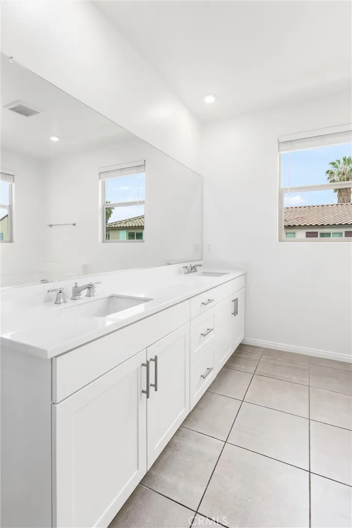 1956 S Hartford Place San Bernardino, CA 92408