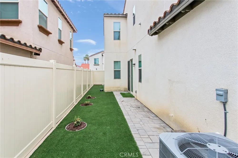 1956 S Hartford Place San Bernardino, CA 92408