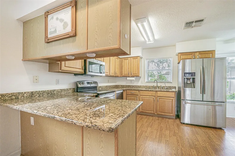 11204 COREY PAVIN LANE San Antonio, FL 33576