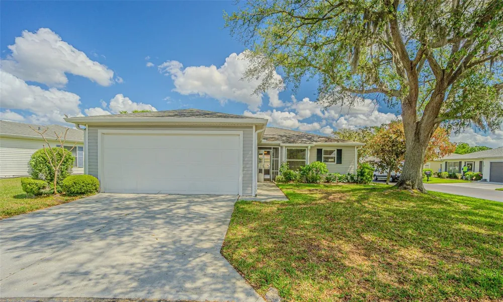 11204 COREY PAVIN LANE San Antonio, FL 33576