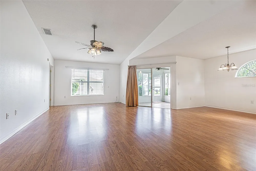 11204 COREY PAVIN LANE San Antonio, FL 33576