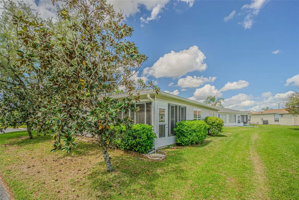 11204 COREY PAVIN LANE San Antonio, FL 33576
