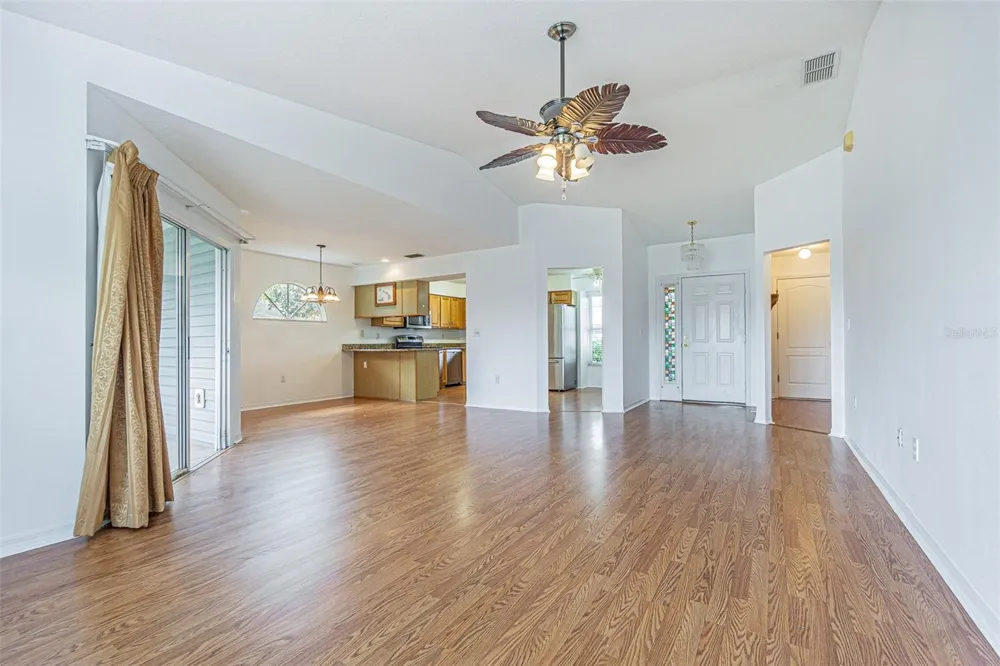 11204 COREY PAVIN LANE San Antonio, FL 33576