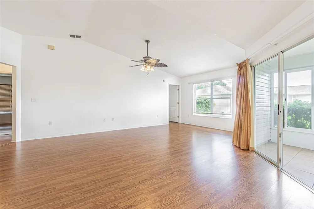 11204 COREY PAVIN LANE San Antonio, FL 33576