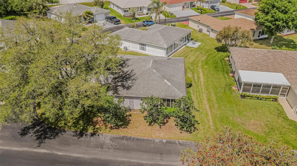 11204 COREY PAVIN LANE San Antonio, FL 33576