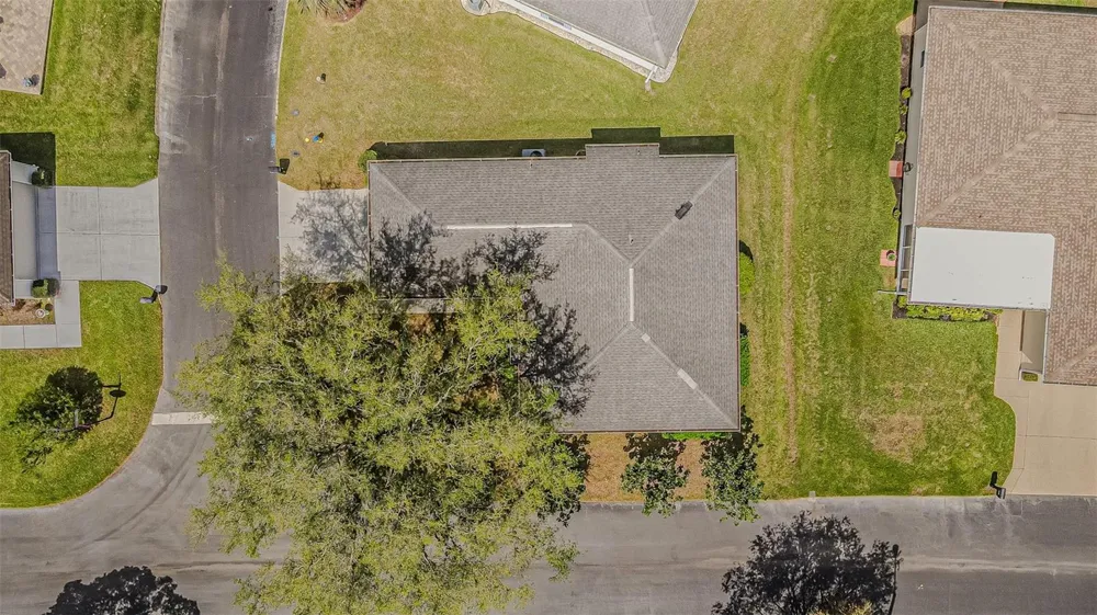 11204 COREY PAVIN LANE San Antonio, FL 33576