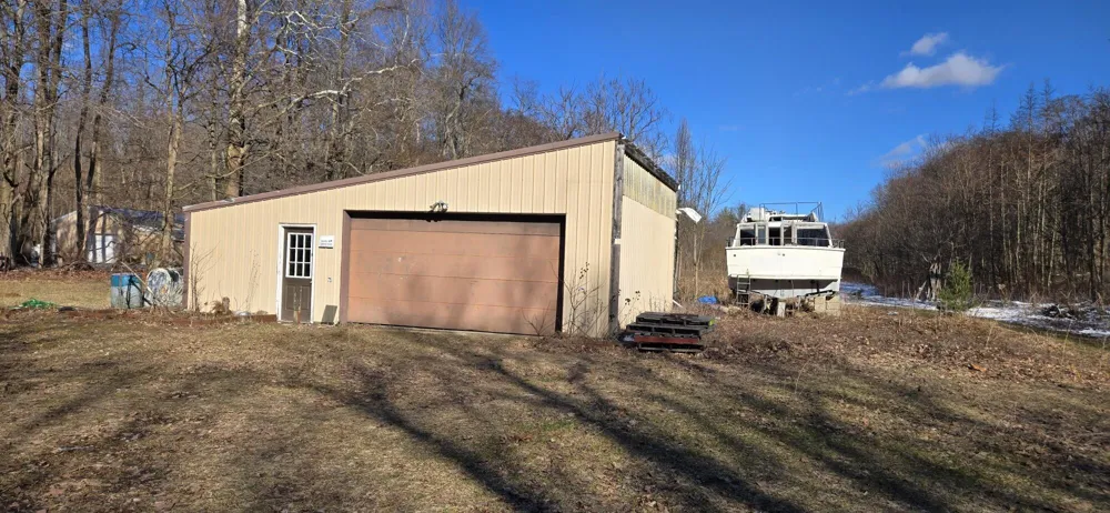 6883 62nd Street Geneva Township, MI 49090
