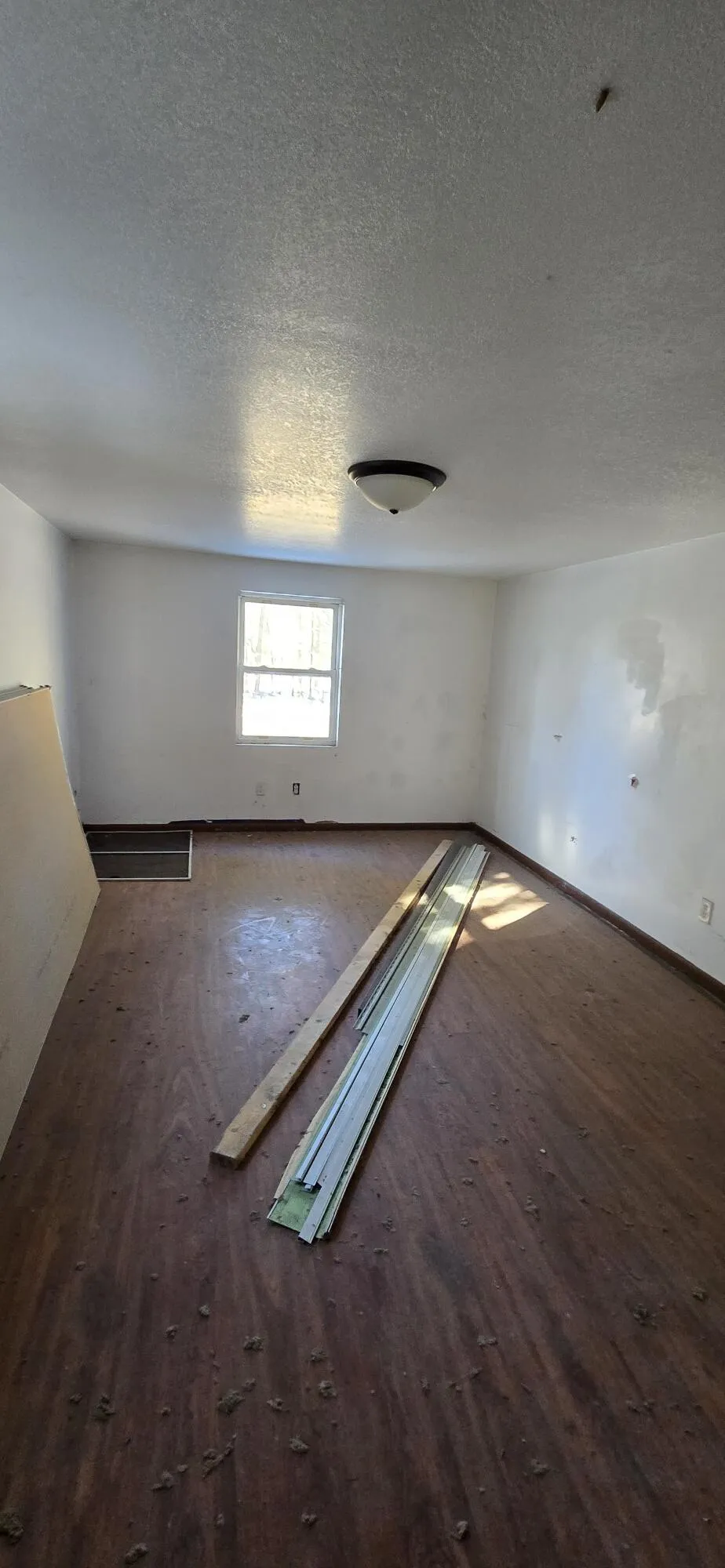 6883 62nd Street Geneva Township, MI 49090