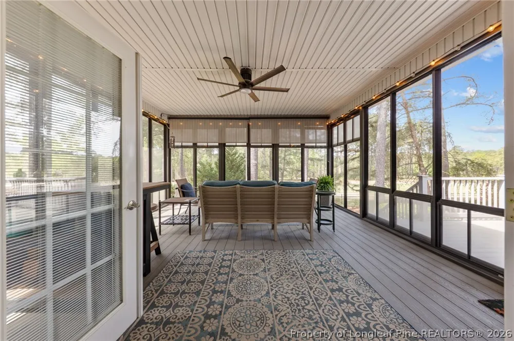 30180 E Lake Road Wagram, NC 28396