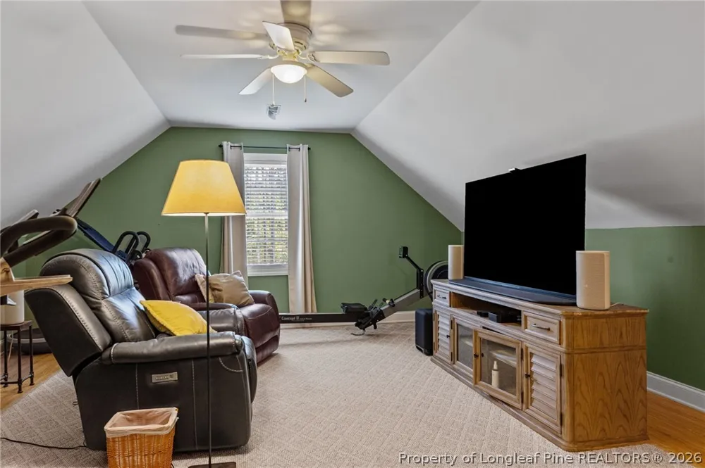 30180 E Lake Road Wagram, NC 28396