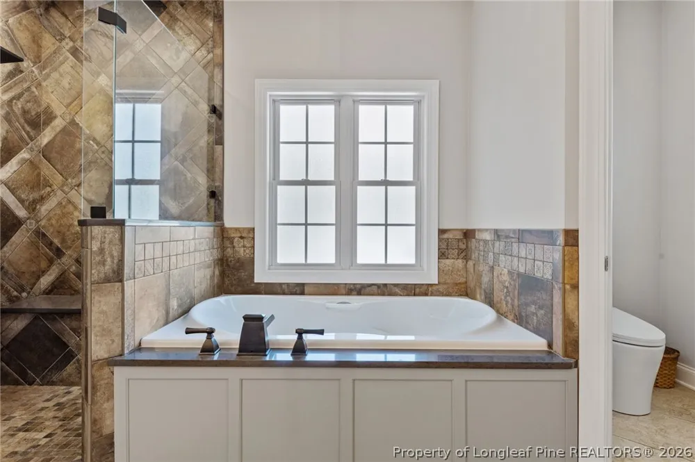 30180 E Lake Road Wagram, NC 28396