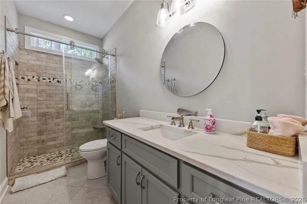30180 E Lake Road Wagram, NC 28396
