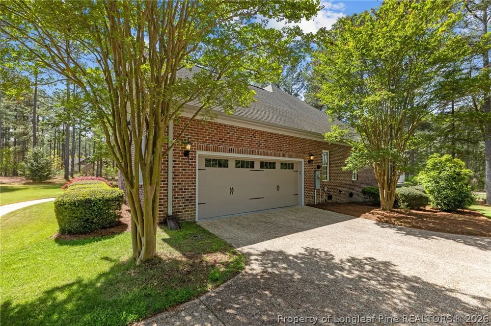 30180 E Lake Road Wagram, NC 28396
