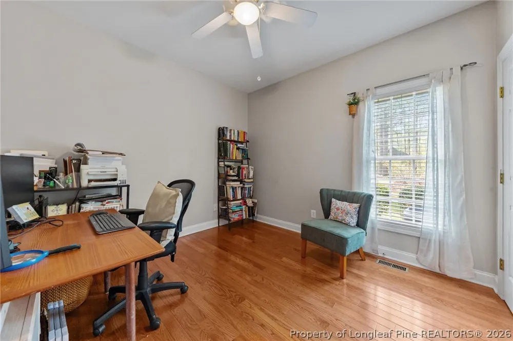 30180 E Lake Road Wagram, NC 28396