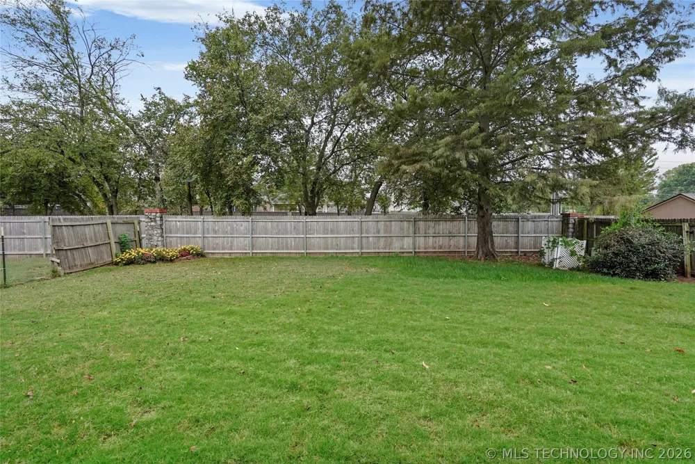 20230 E 50th Place Broken Arrow, OK 74014