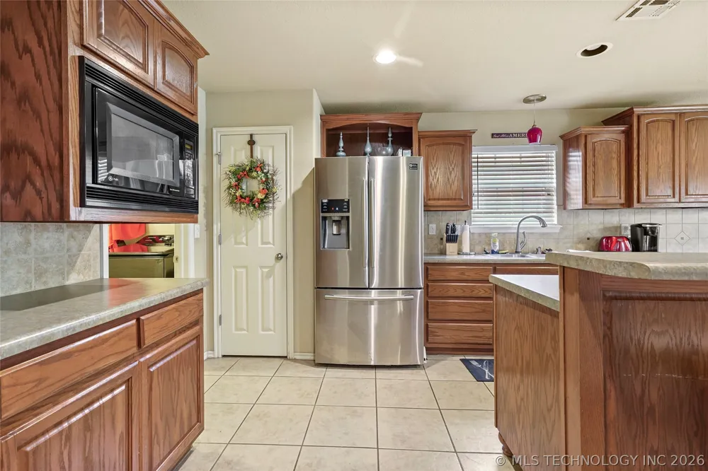 20230 E 50th Place Broken Arrow, OK 74014