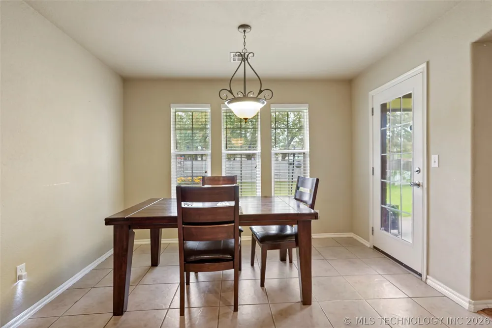 20230 E 50th Place Broken Arrow, OK 74014