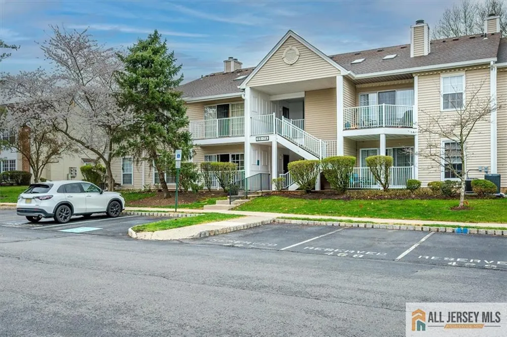 69 Amberly Court