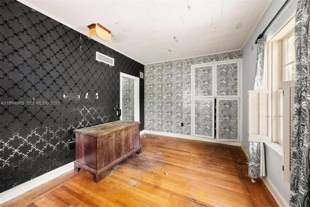 140 NE 95th St Miami Shores, FL 33138