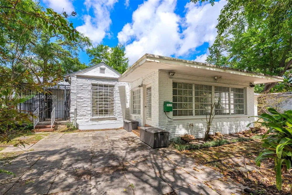 140 NE 95th St Miami Shores, FL 33138