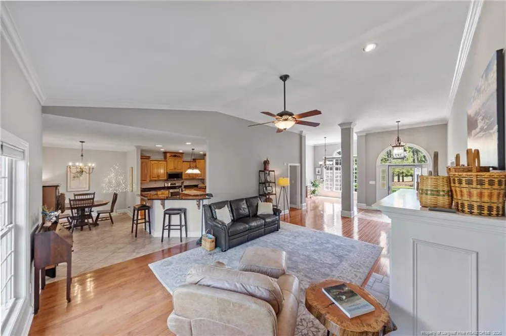 30180 E Lake Road Wagram, NC 28396