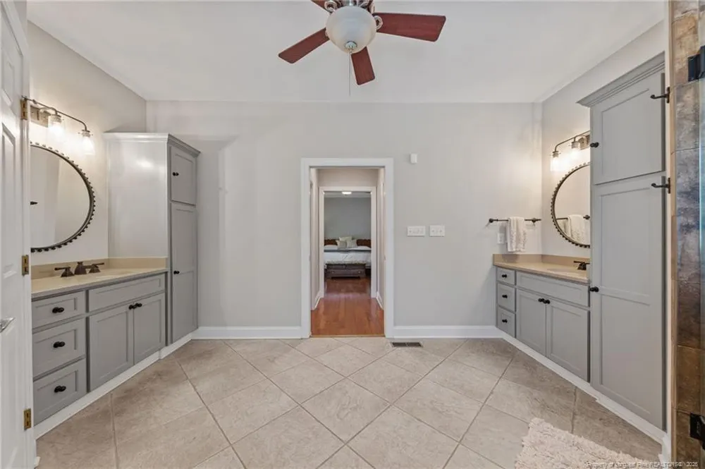 30180 E Lake Road Wagram, NC 28396