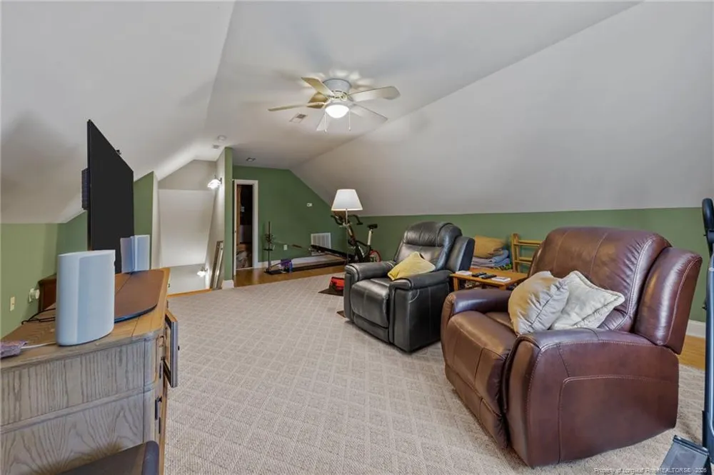 30180 E Lake Road Wagram, NC 28396