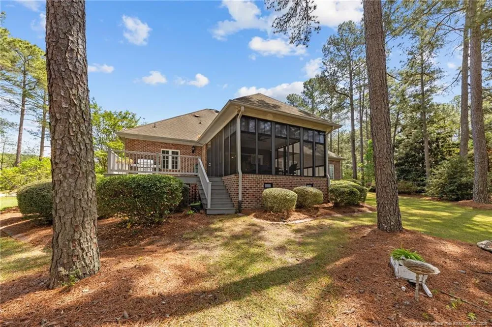 30180 E Lake Road Wagram, NC 28396