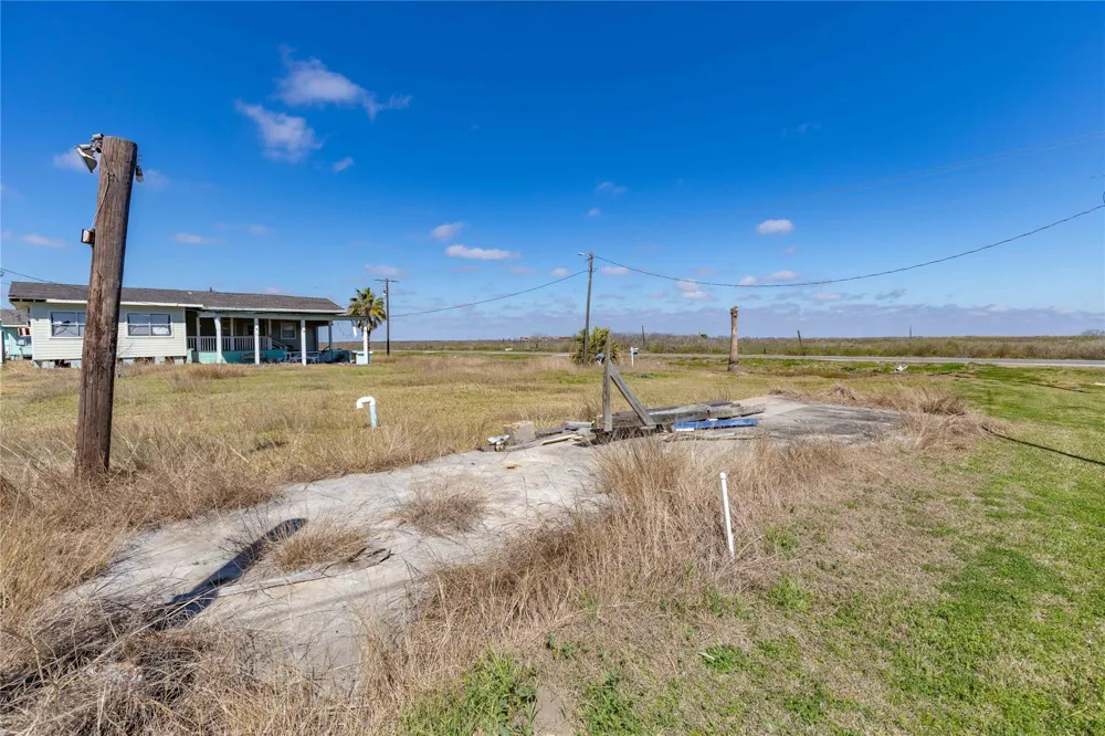 8080 Highway 457 Sargent, TX 77414