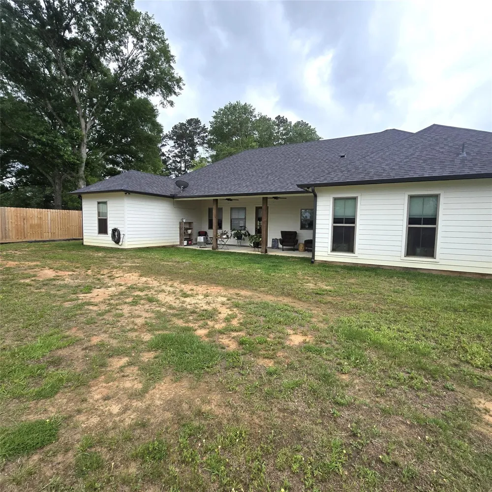 111 Bluegill Drive Shepherd, TX 77371