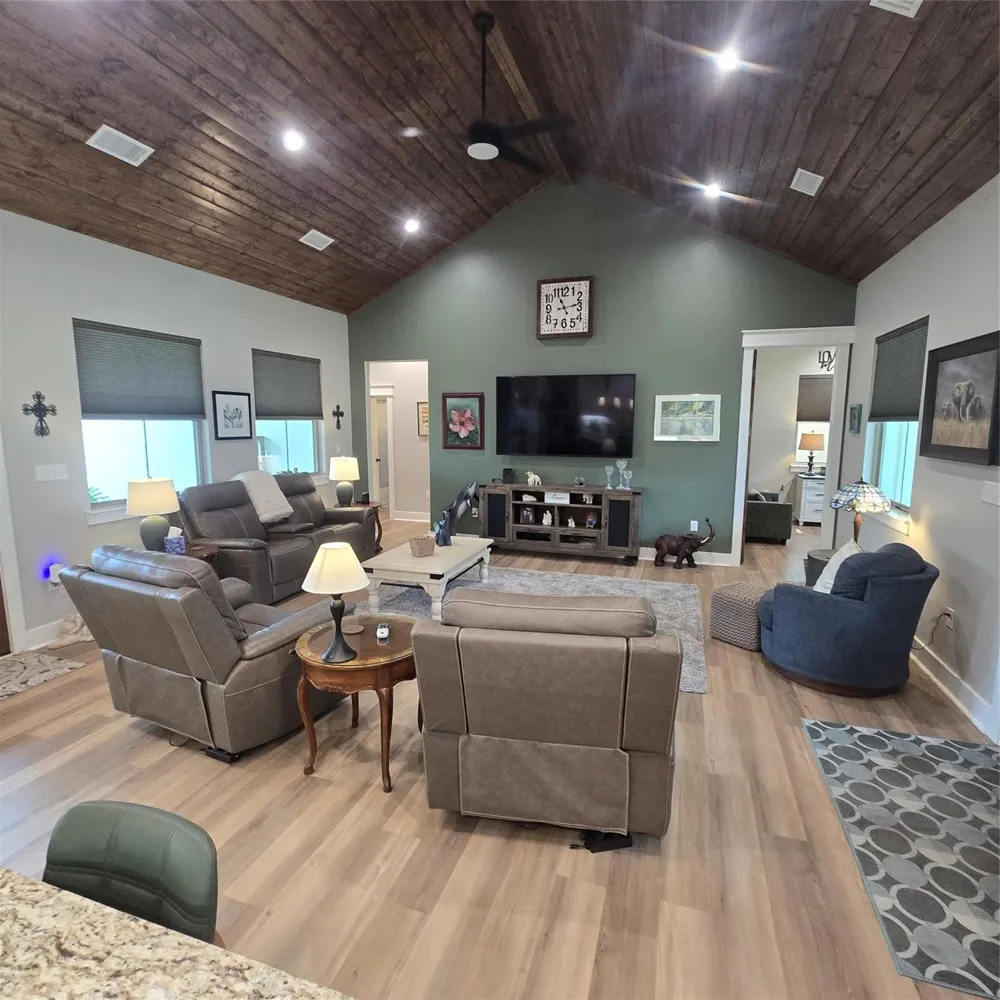 111 Bluegill Drive Shepherd, TX 77371