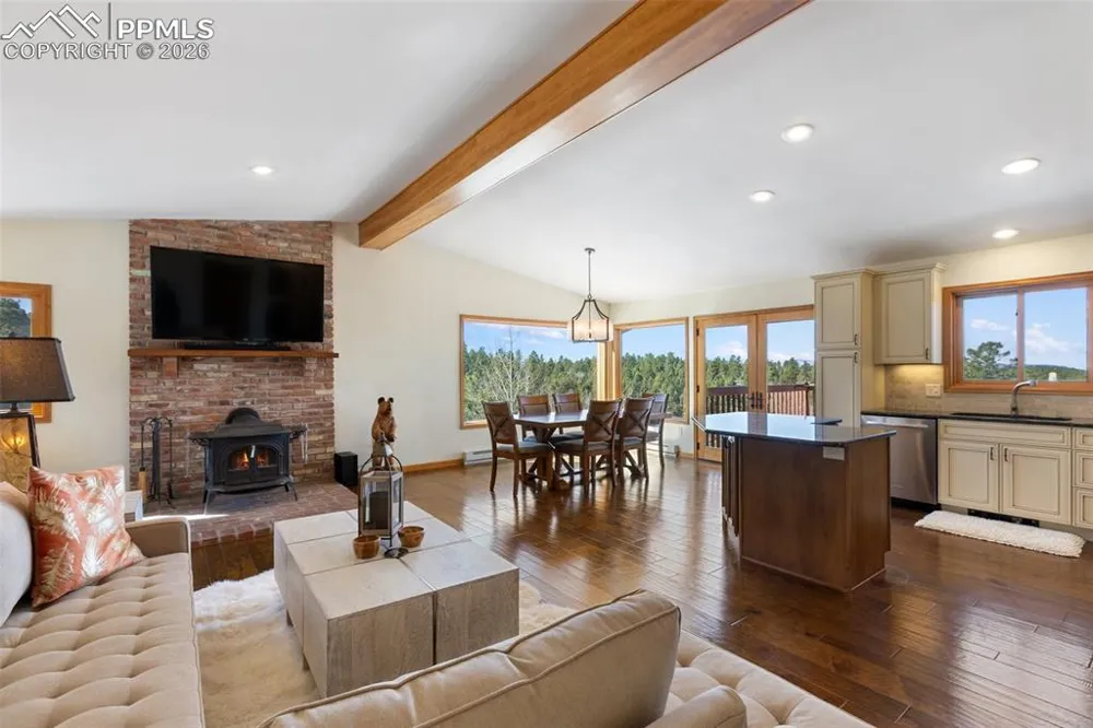 4265 County Road 51 Road Divide, CO 80814