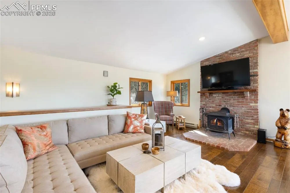 4265 County Road 51 Road Divide, CO 80814