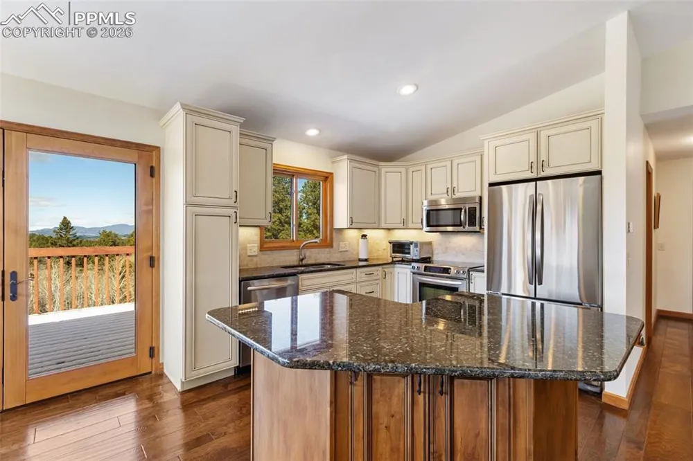 4265 County Road 51 Road Divide, CO 80814